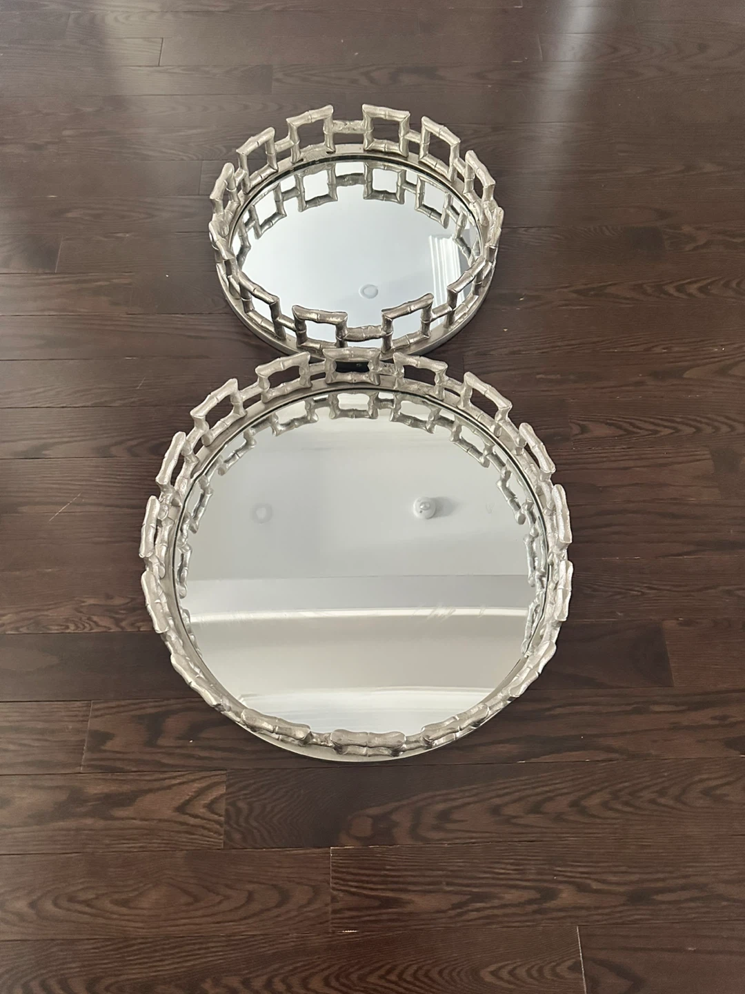 Set of 2 Mirrored Decorative Trays