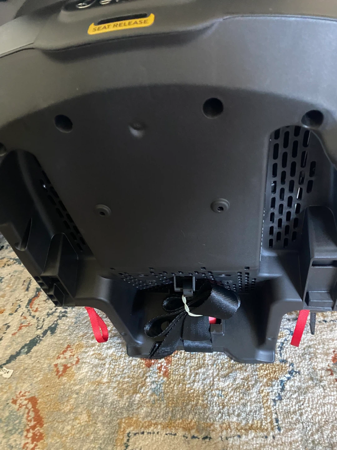 BRAND NEW Evenflo Revolve360 Rotating Car Seat - photo 2