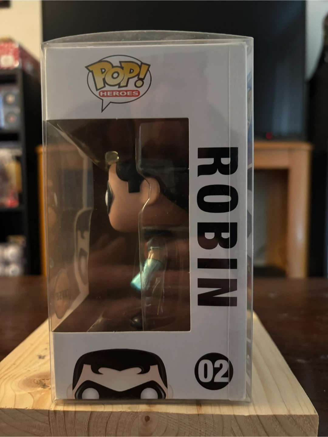Funko Pop! DC Comics Robin Vinyl Figure #02 - photo 2
