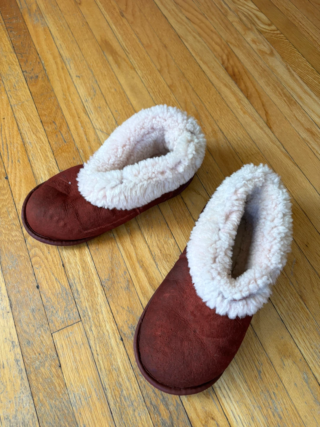 Women's Sheepskin Lined Slippers - Size 8 - photo 2