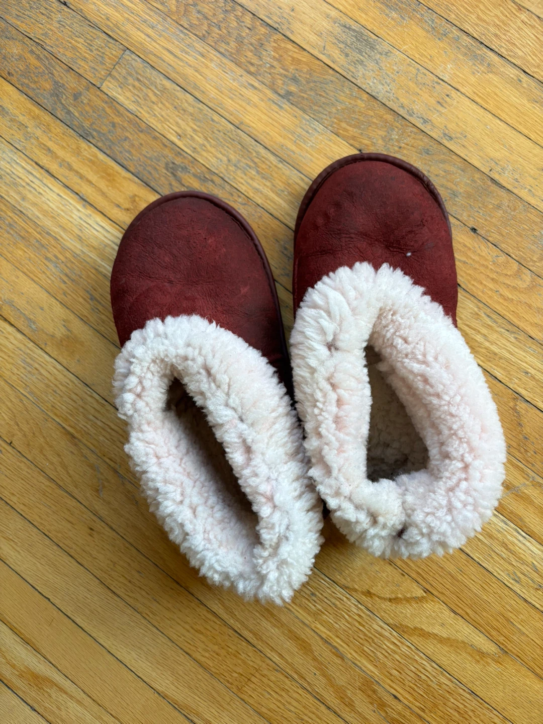 Women's Sheepskin Lined Slippers - Size 8