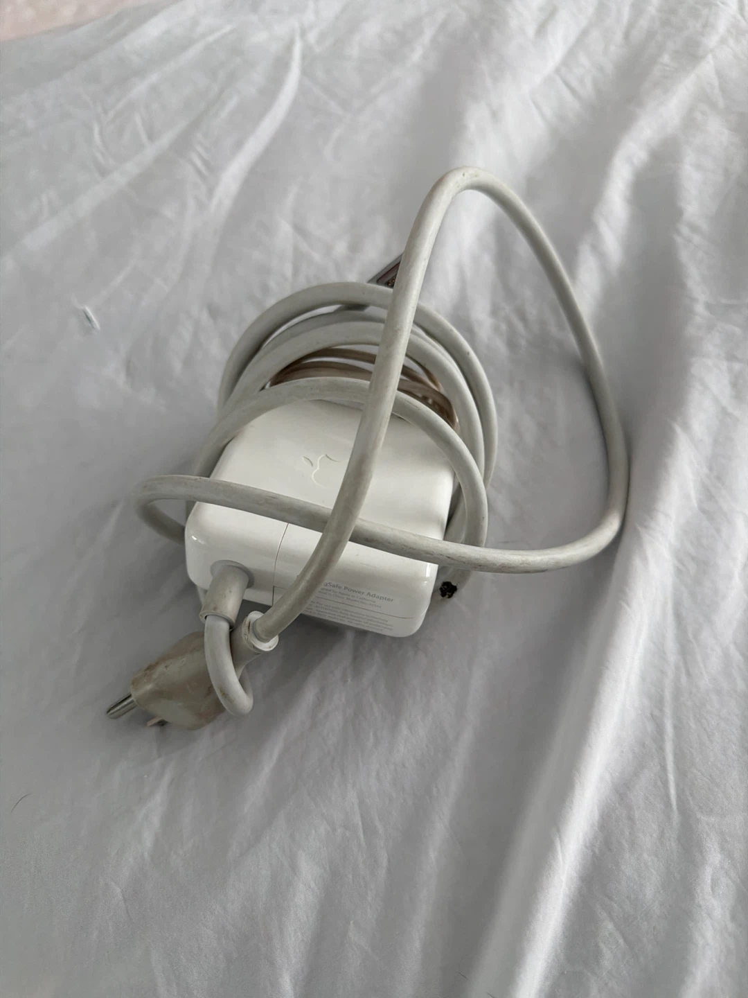 Apple MagSafe Power Adapter