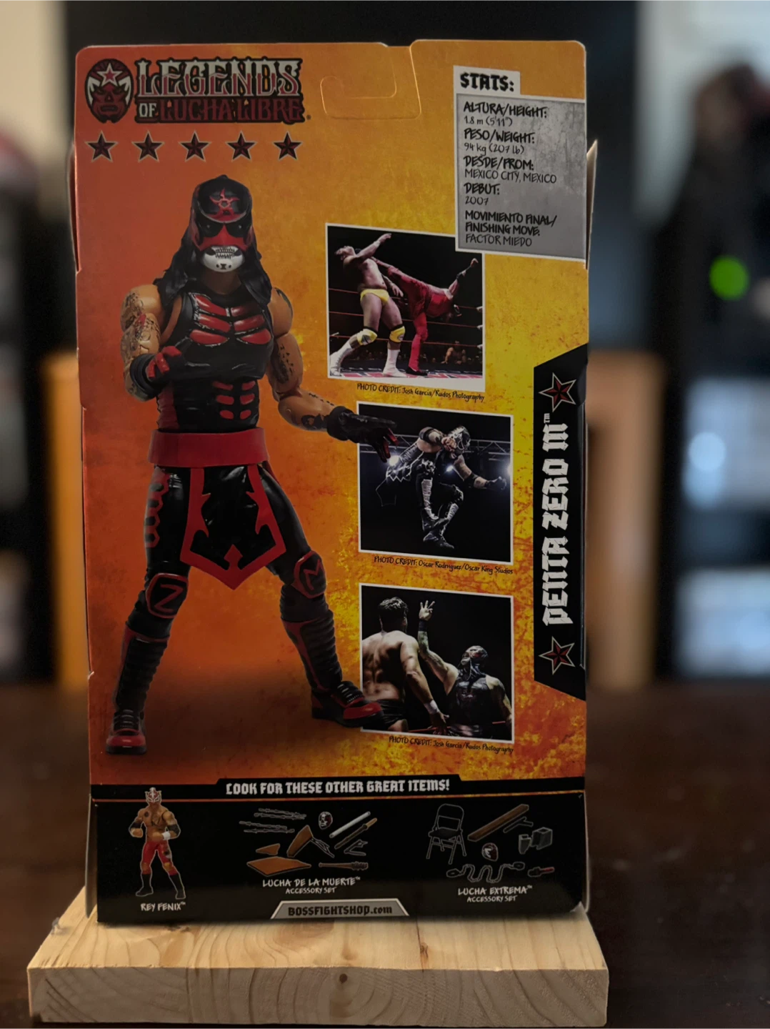 Legends of Lucha Libre Penta 0 M Action Figure - photo 3