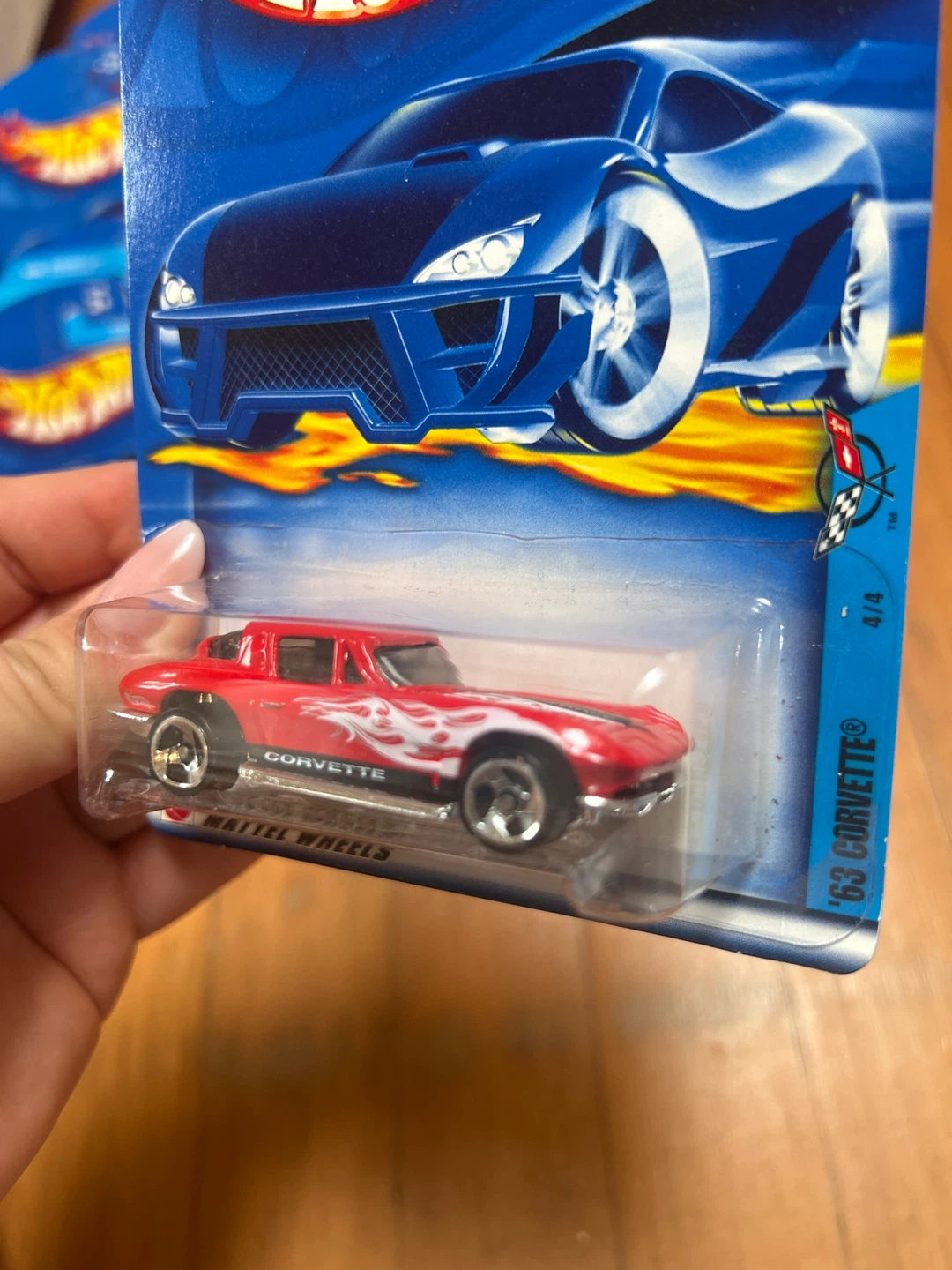 Hot Wheels 1963 Corvette Diecast Toy Car - photo 2