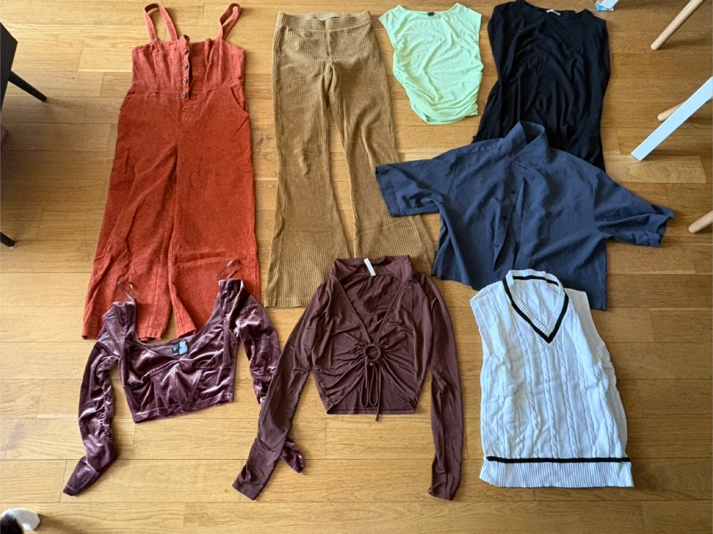 Women's Closet Cleanout - Bundle & Save!