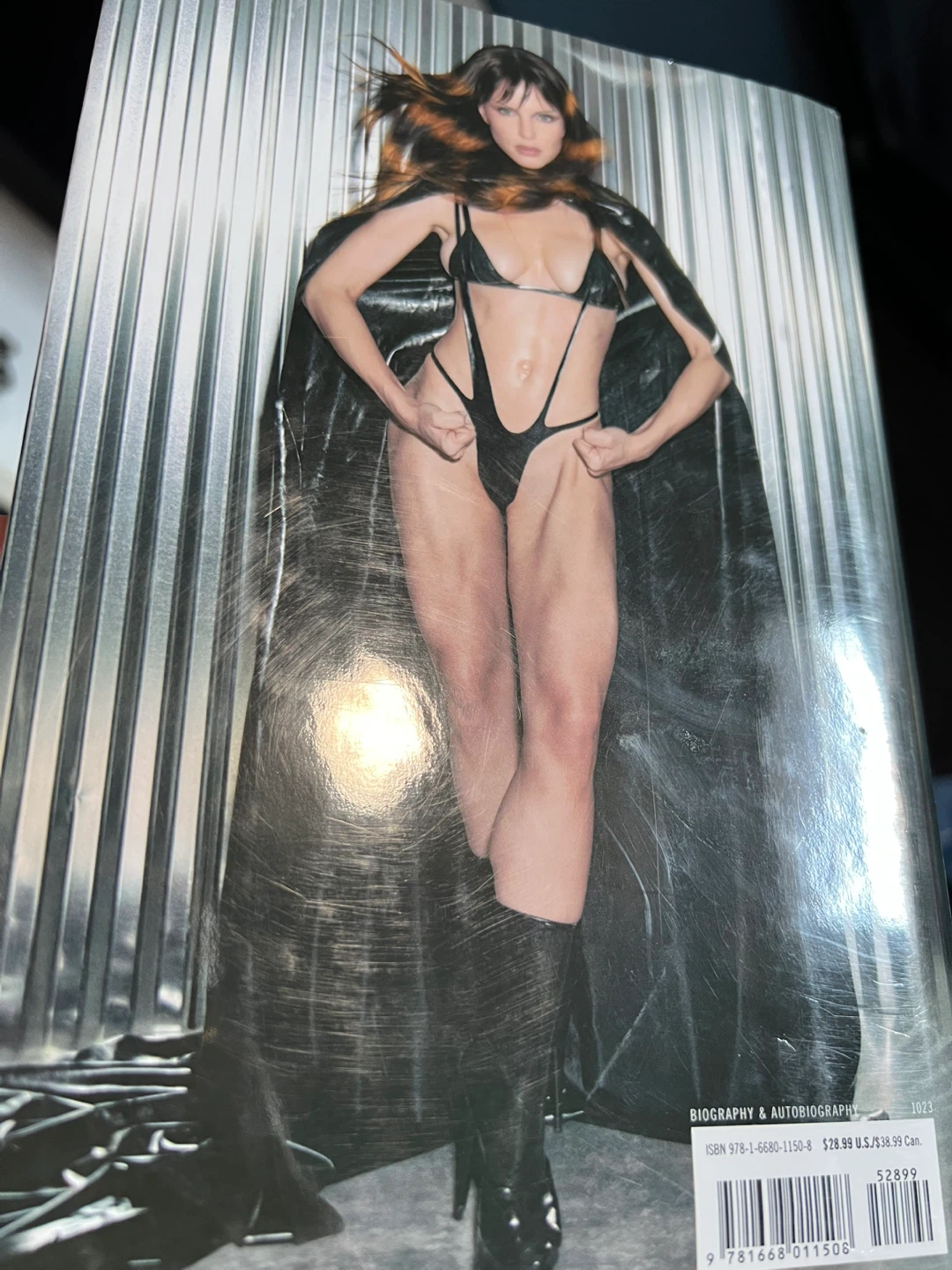 Down the Drain by Julia Fox Book - photo 2