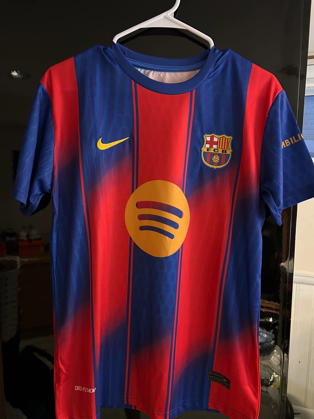 FC Barcelona Lamine Yamal #10 Jersey - Size S - photo 2