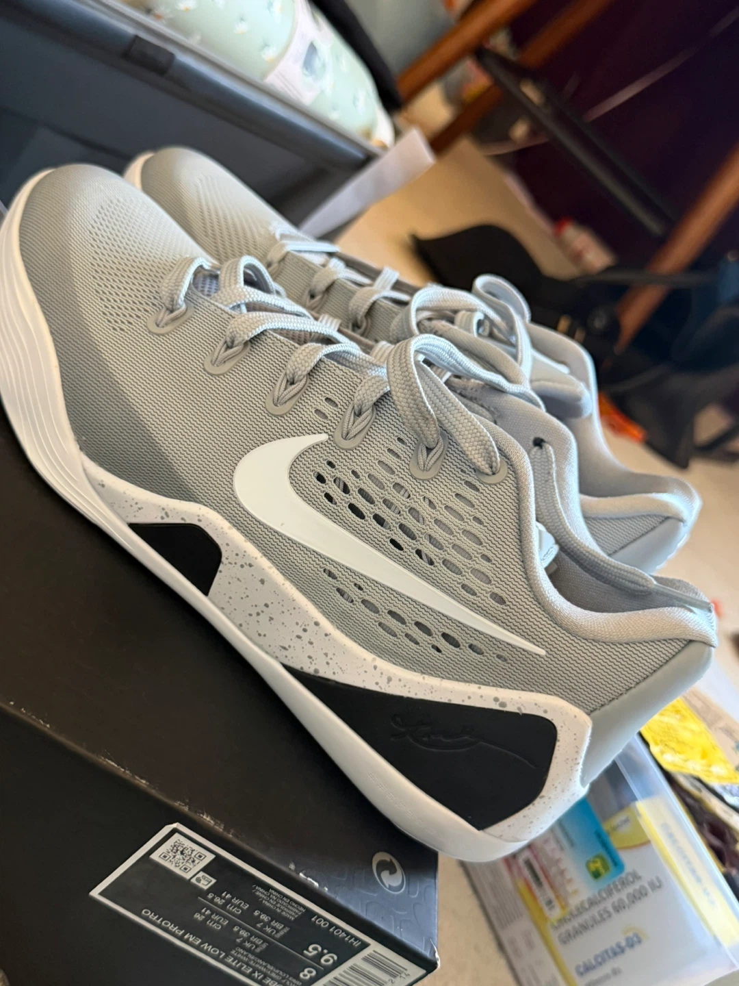 Nike Kobe IX Elite Low EM Protro Men's Shoes - photo 2