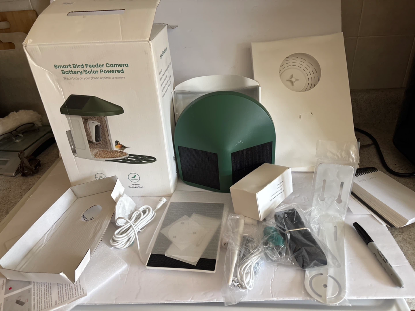 Smart Bird Feeder Camera Battery/Solar Powered - photo 2