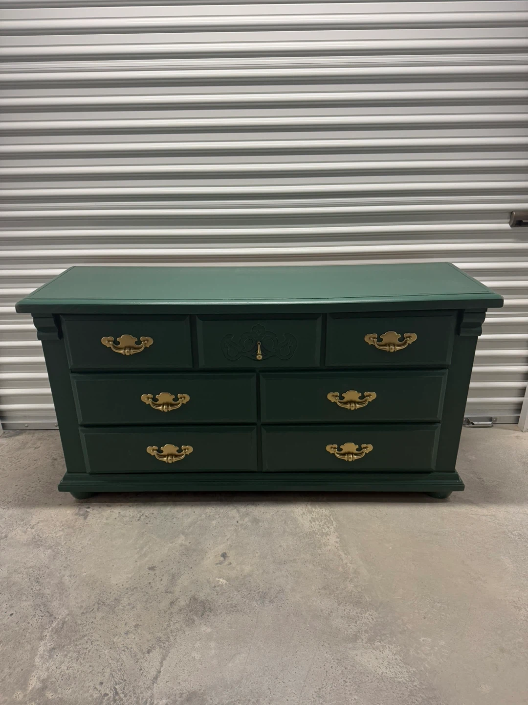 🚨Free Delivery NJ/NY Green Solid Wood Dresser - 7 Drawers