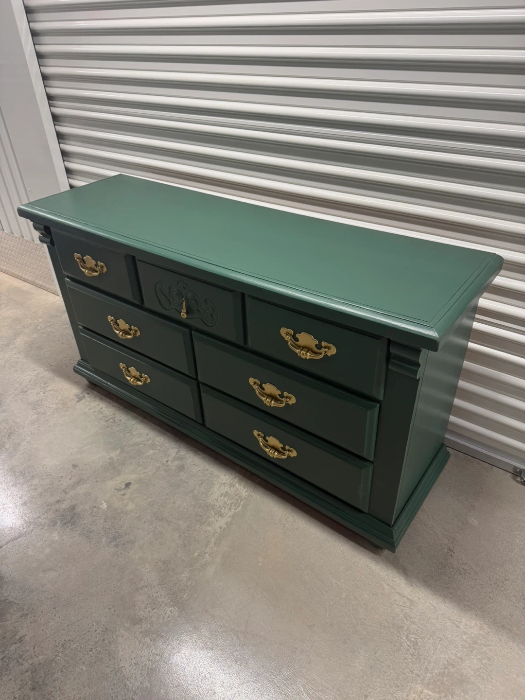 🚨Free Delivery NJ/NY Green Solid Wood Dresser - 7 Drawers - photo 2