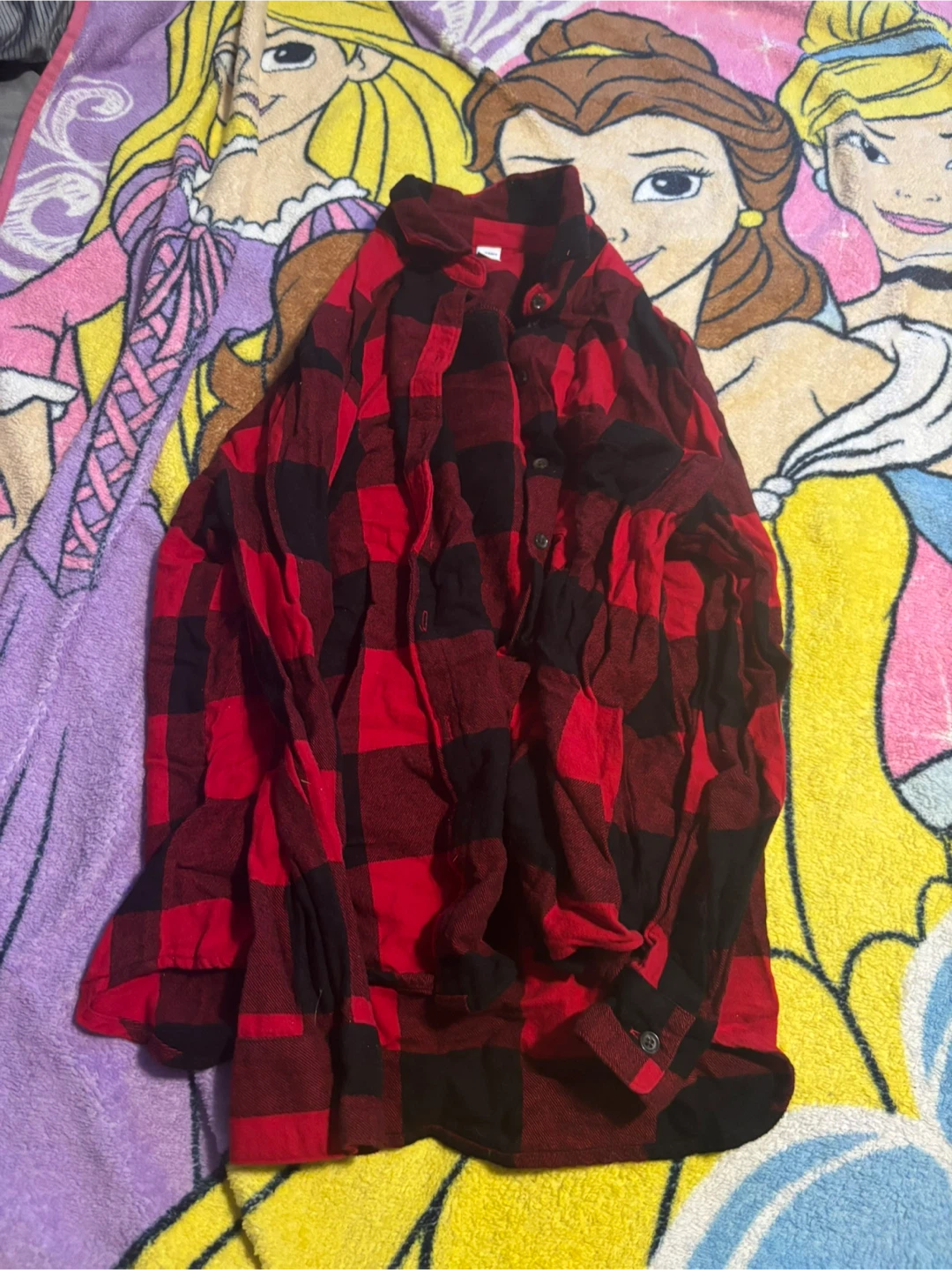Old Navy Red and Black Plaid Flannel Shirt - Medium