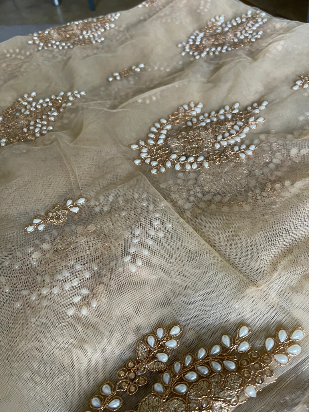 Hand crafted with gold Thread and pearl. - photo 3