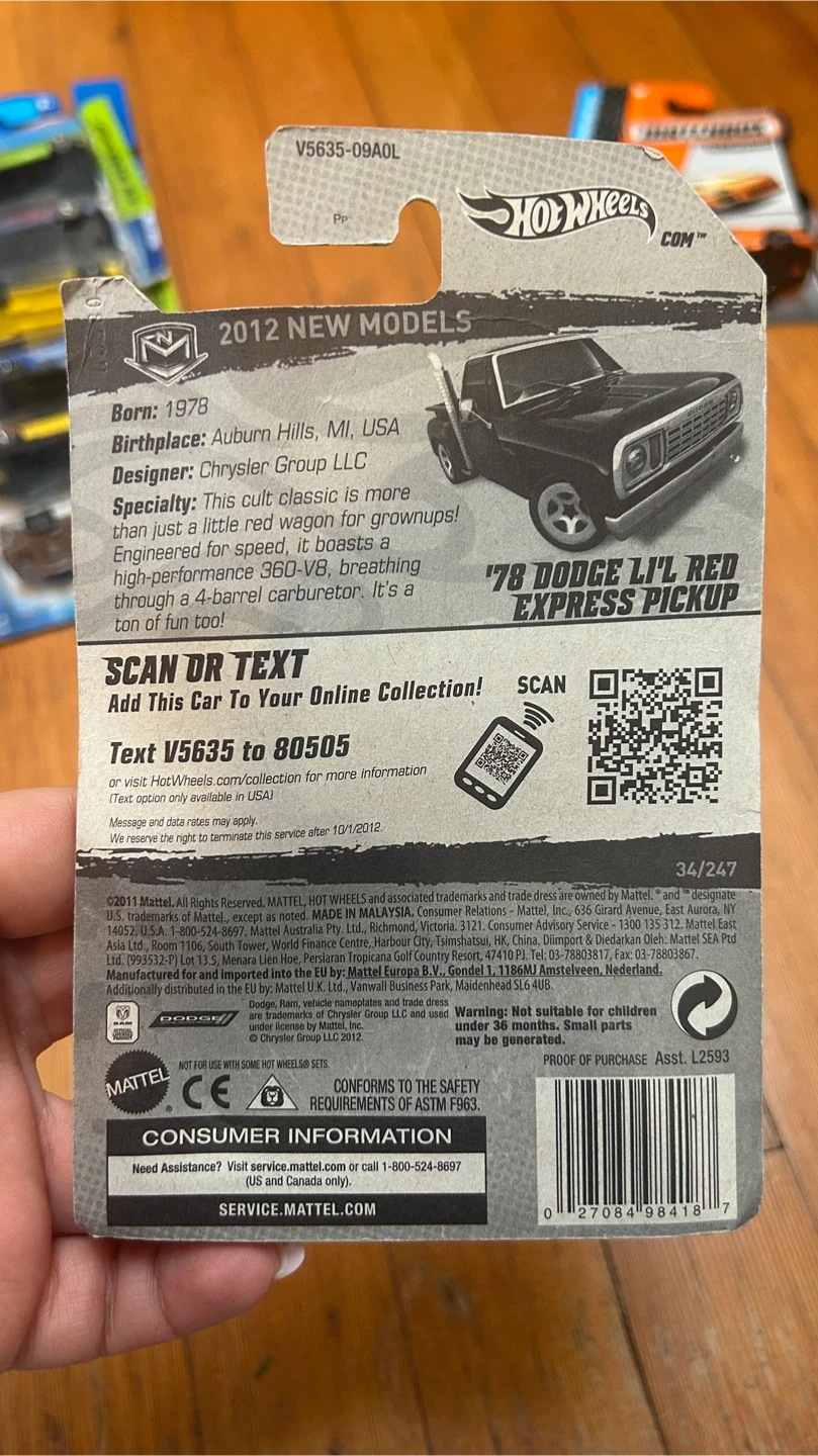 Hot Wheels 70 Dodge Lil' Red Express Pickup Truck - photo 3