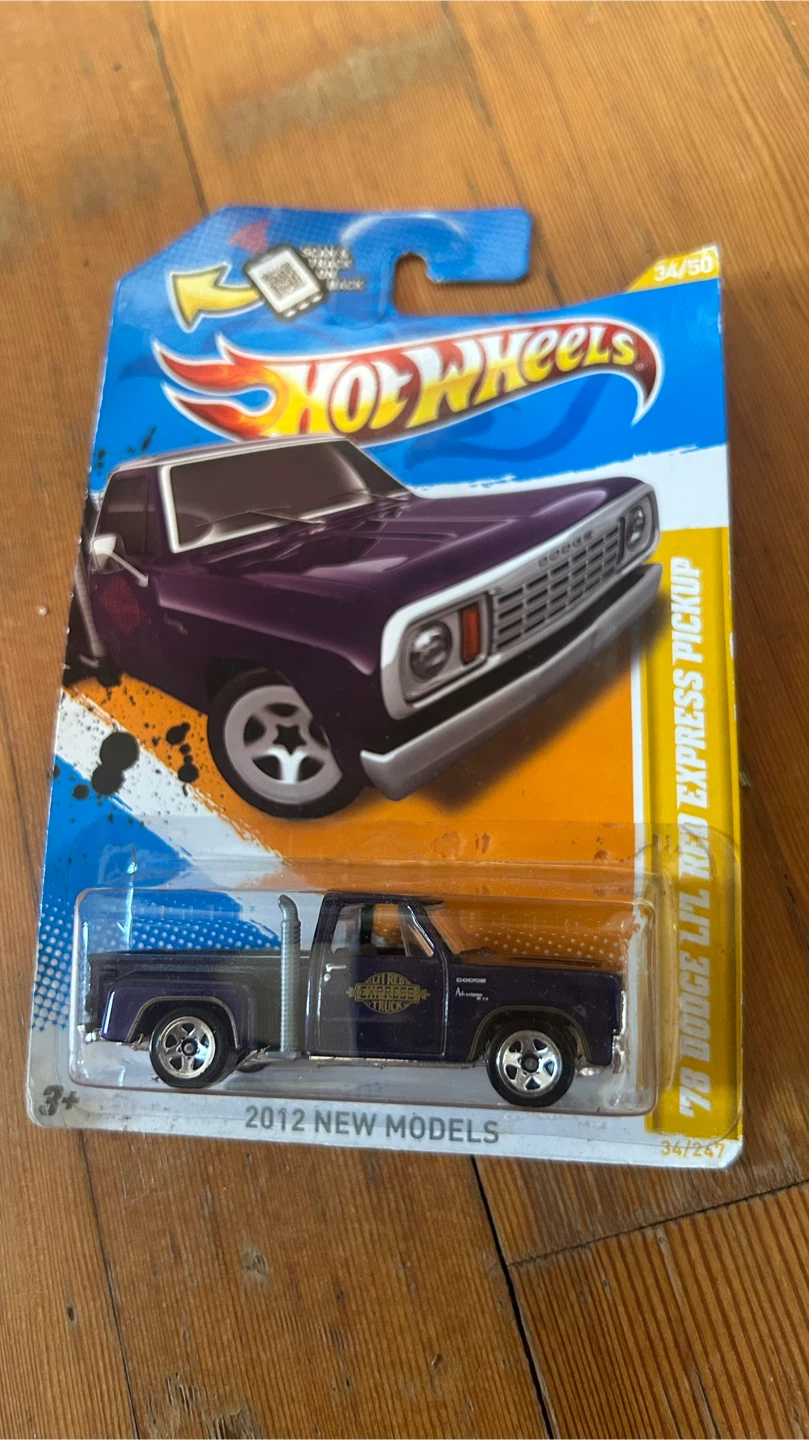 Hot Wheels 70 Dodge Lil' Red Express Pickup Truck