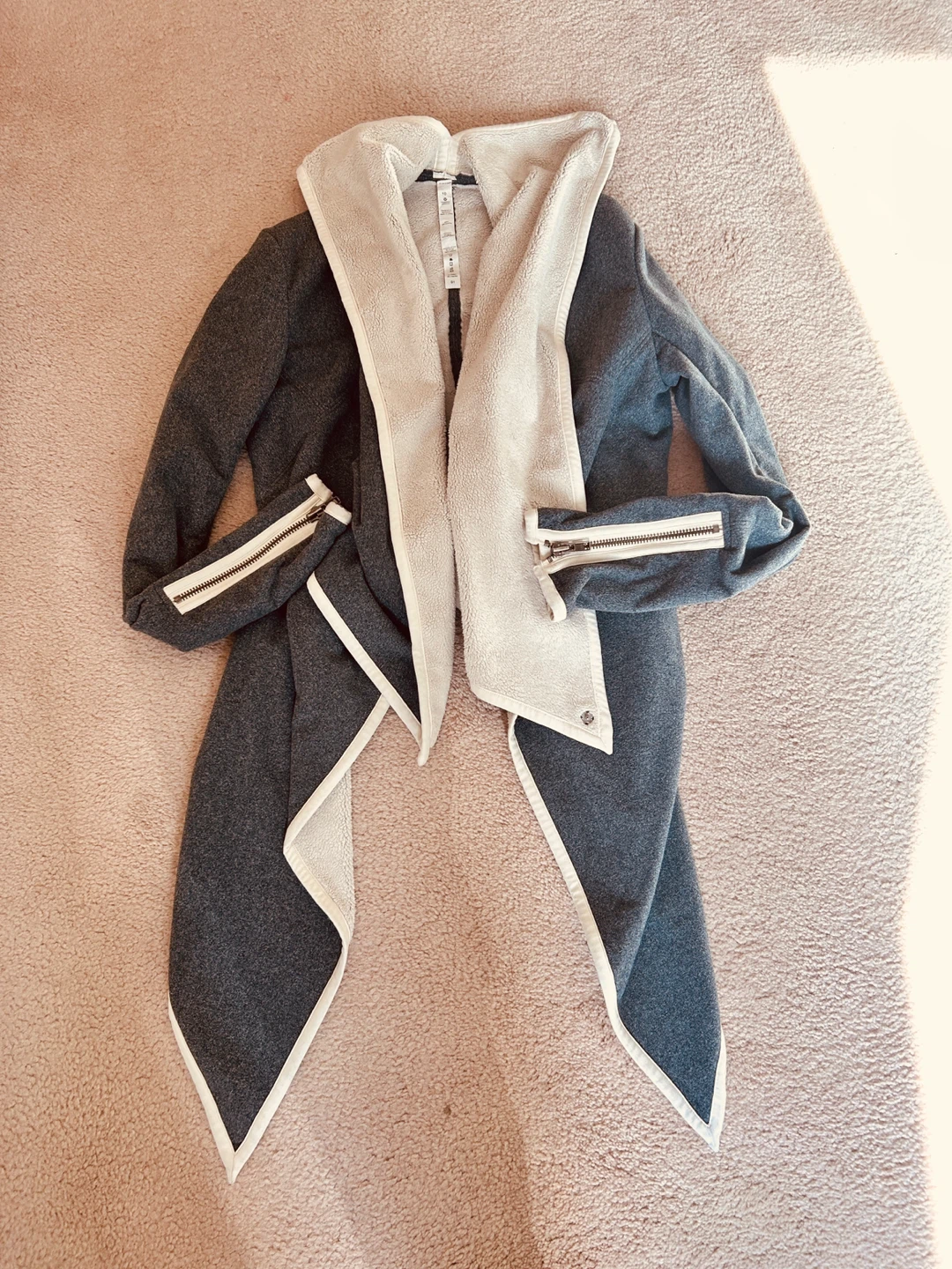 Lululemon Wrap cardigan fleece Jacket - photo 3