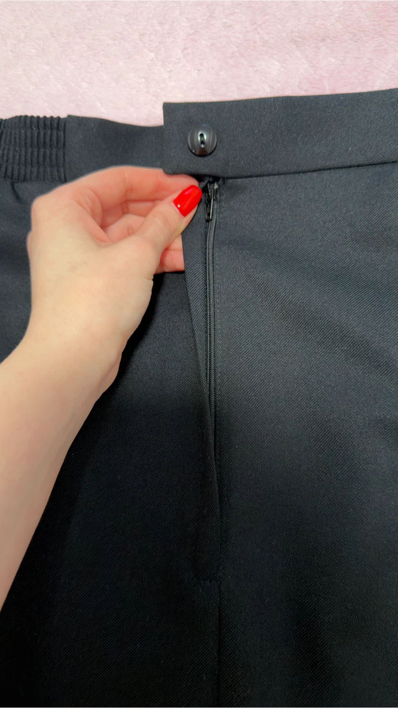 Pleated Black Skirt - photo 3