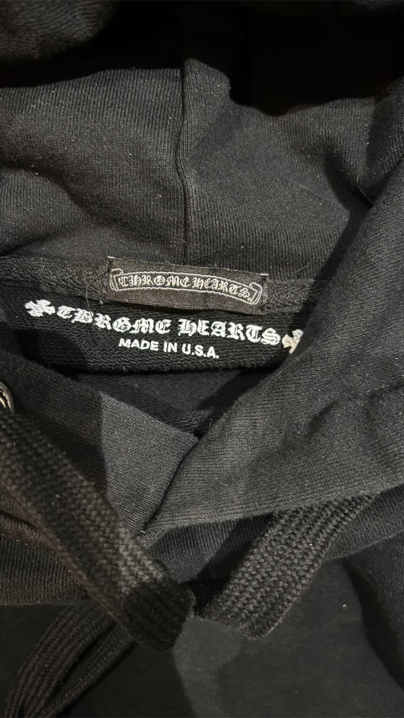 $60 Medium Chrome hearts hoodie - photo 3