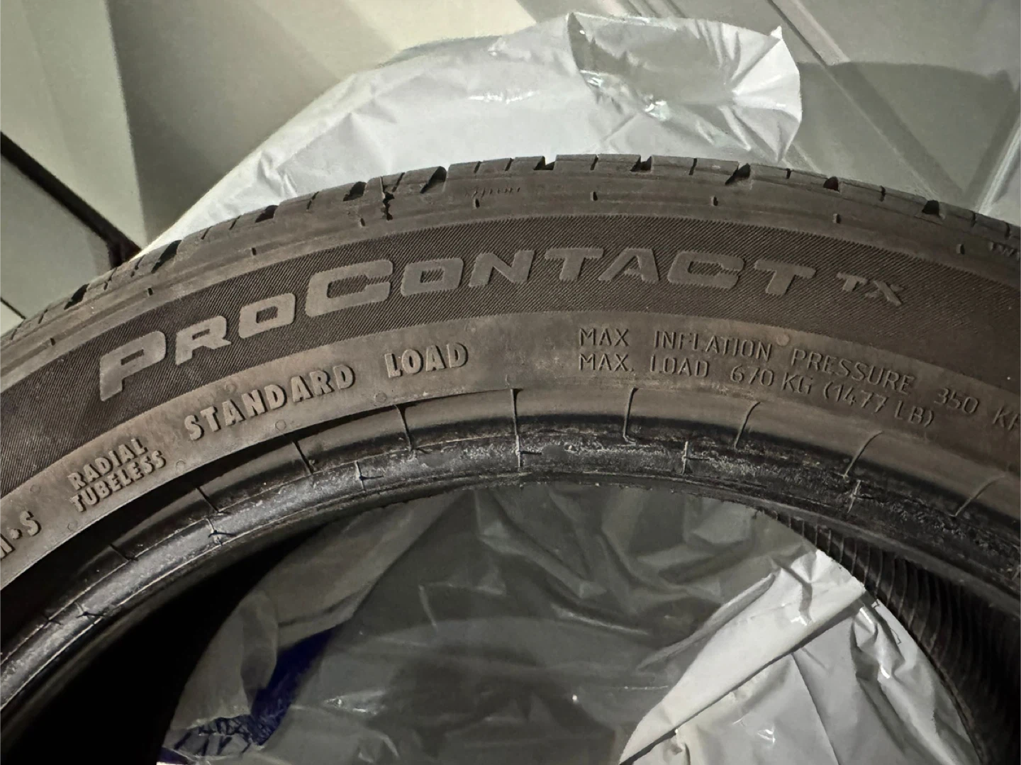 Continental ProContact TX Tire 235/45 R18 - photo 2