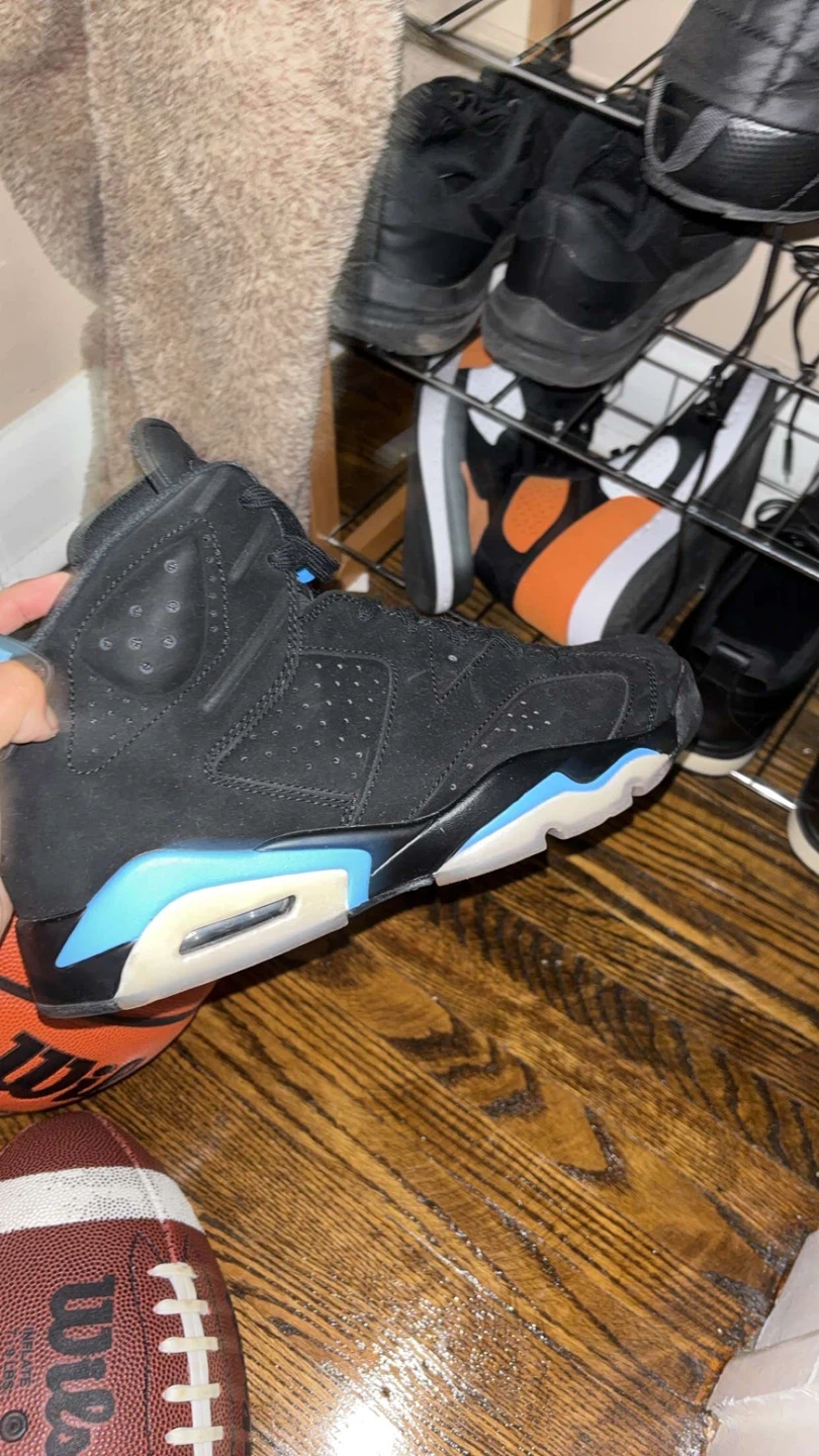 Air Jordan 6 Retro Black University Blue