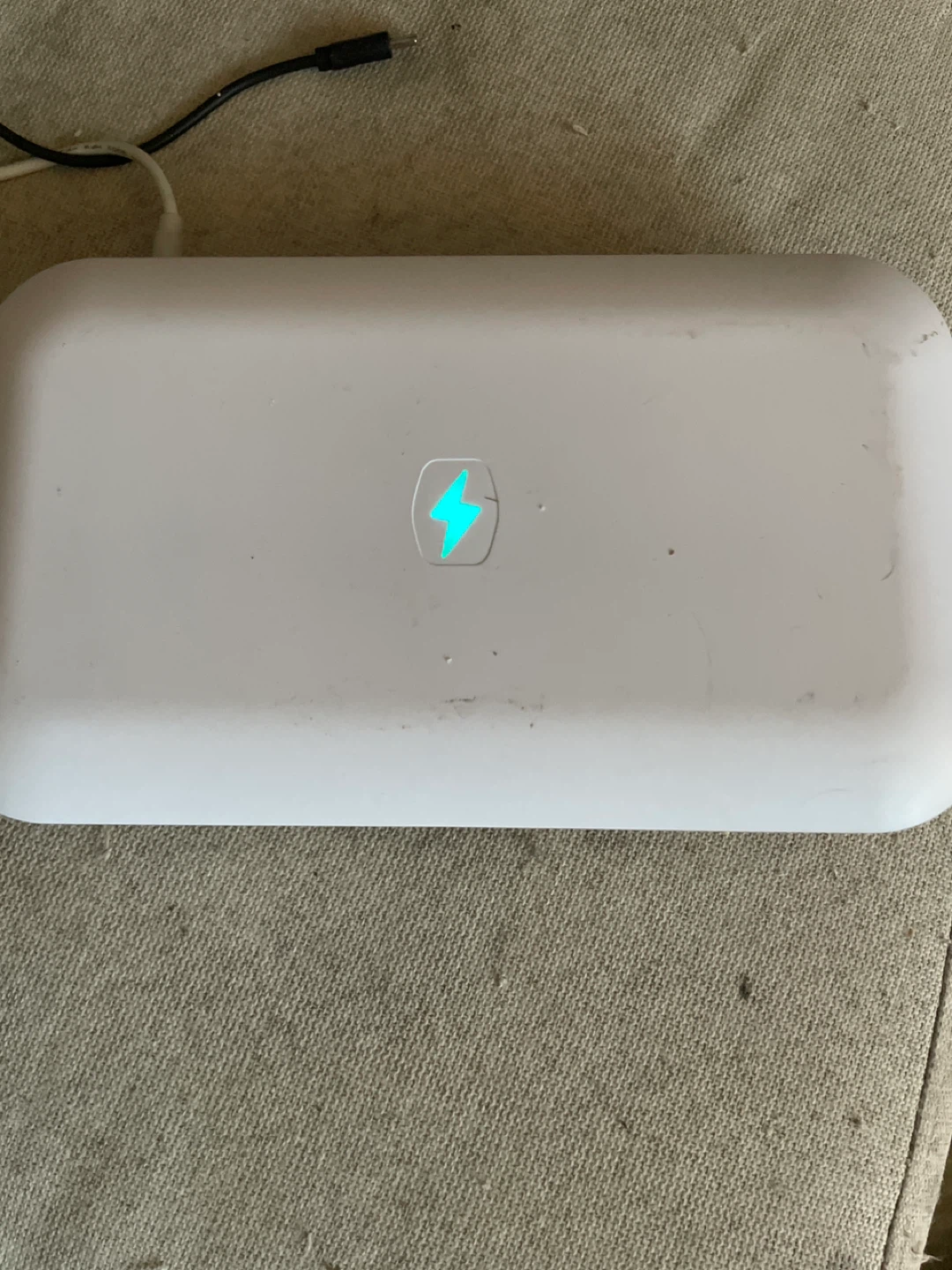 PhoneSoap Model 500-1 UV sanitizer for mobile phones.