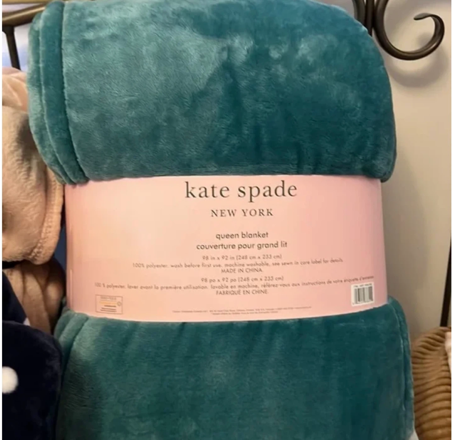 Kate Spade New York Queen Blanket