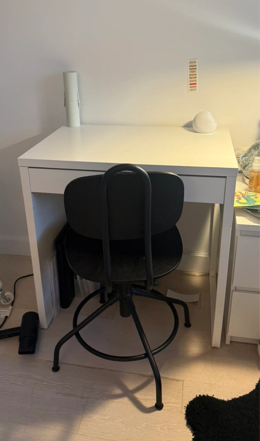 IKEA desk set (Micke desk + Kullaberg swivel chair)