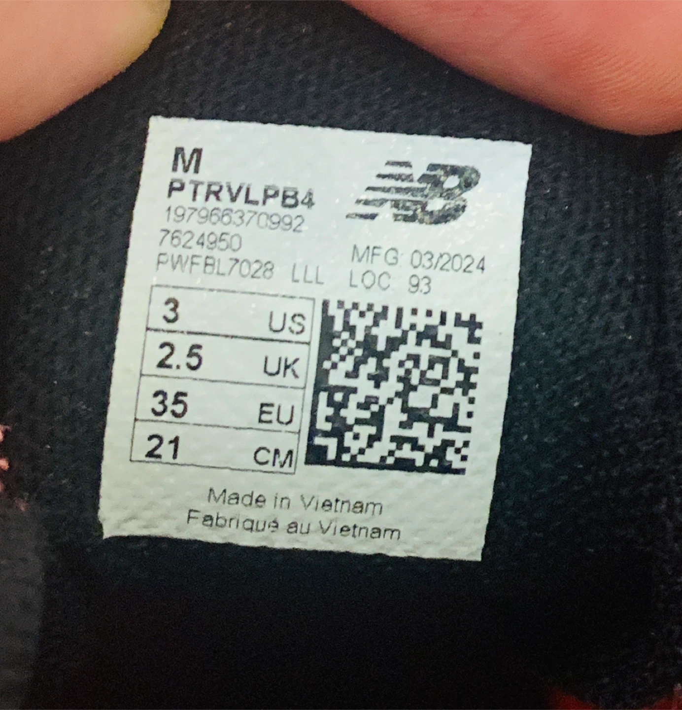 New Balance Kids Running Shoes Size 3 US Pink - photo 5