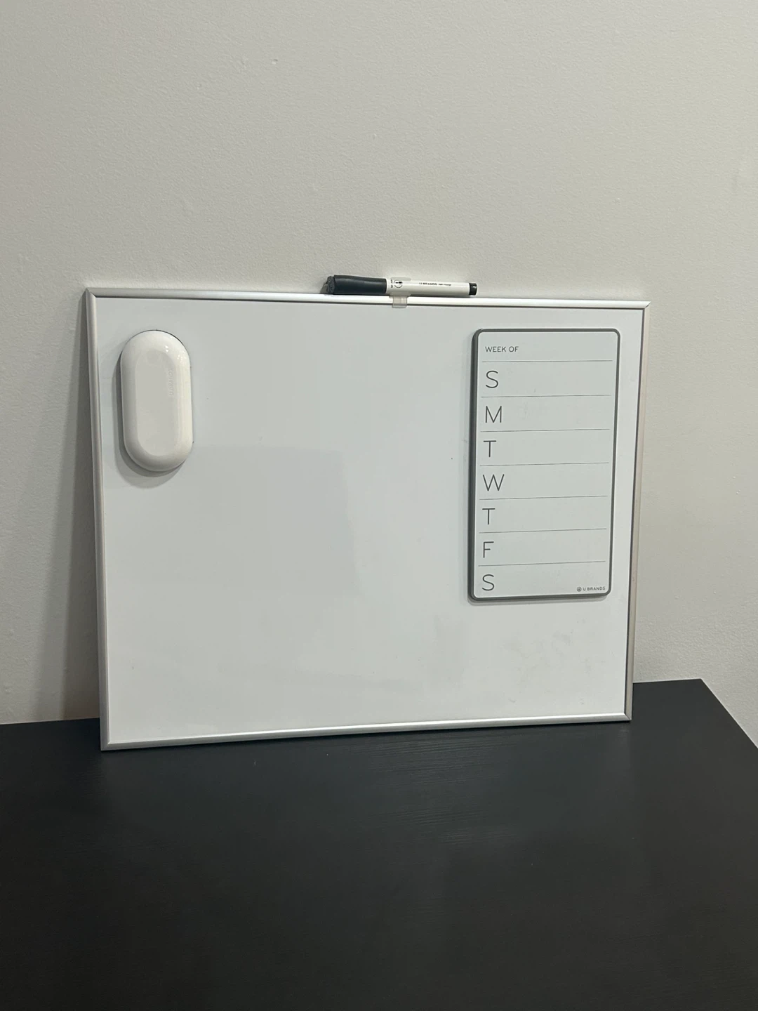 Magnetic Weekly Whiteboard with Eraser