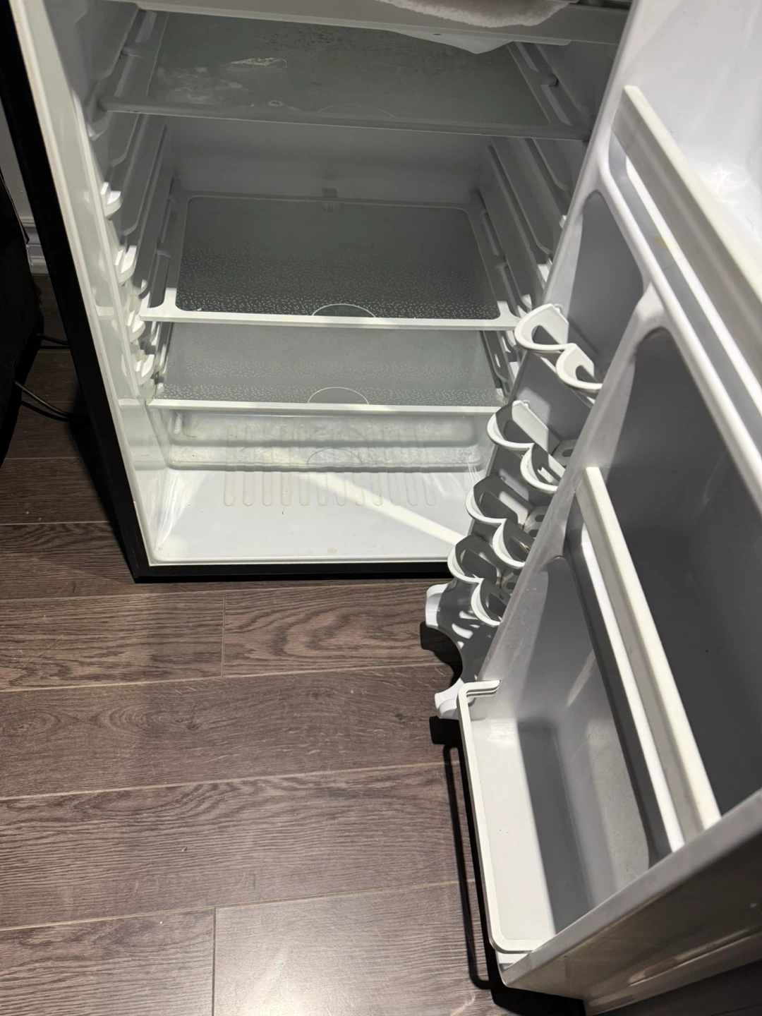 Danby Mini Fridge - photo 2