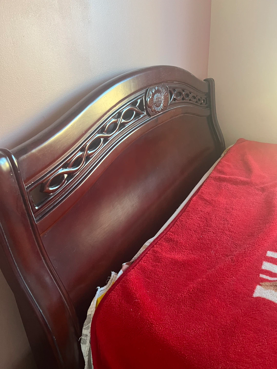 Queen Size Bed Frame - photo 4