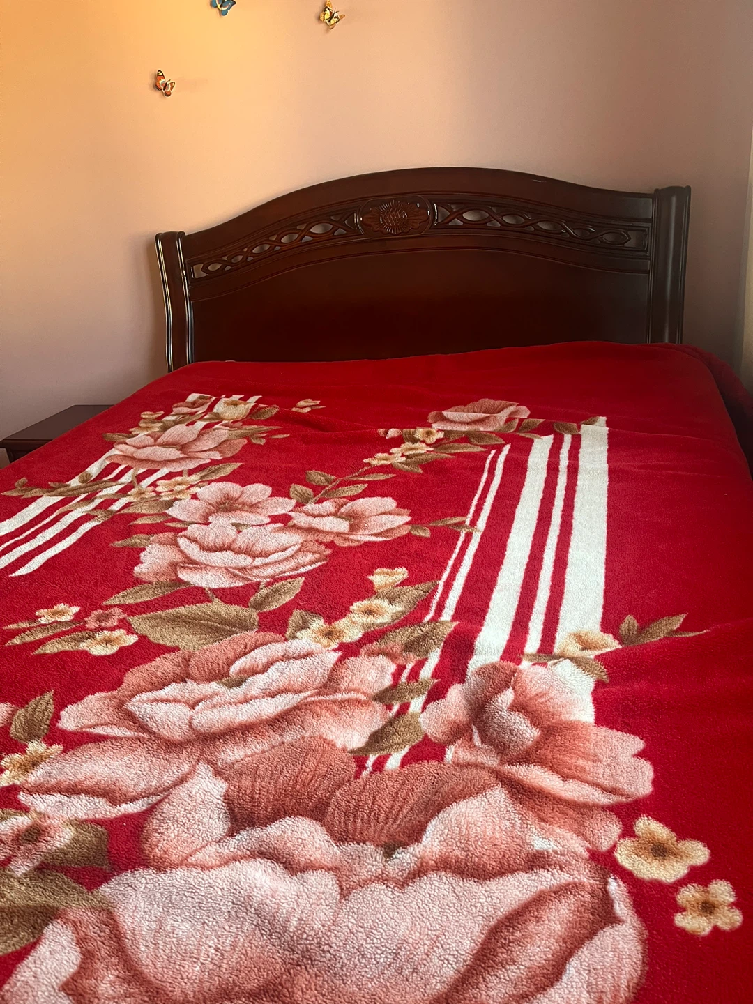 Queen Size Bed Frame - photo 3