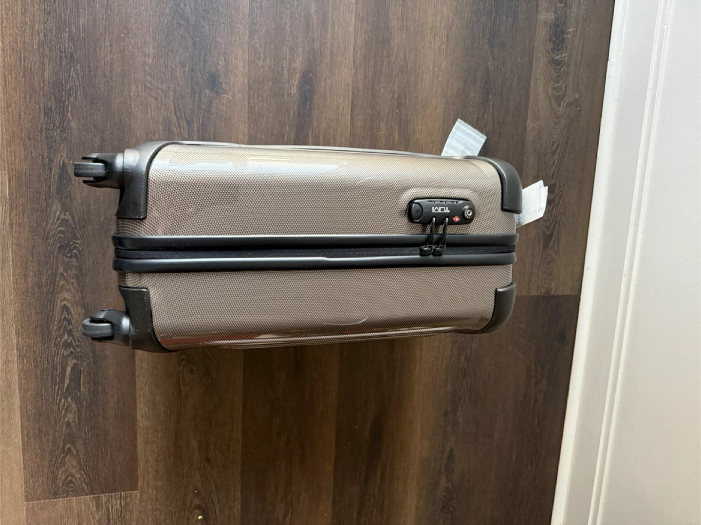 Tumi Continental Carry On Luggage Beige - photo 4