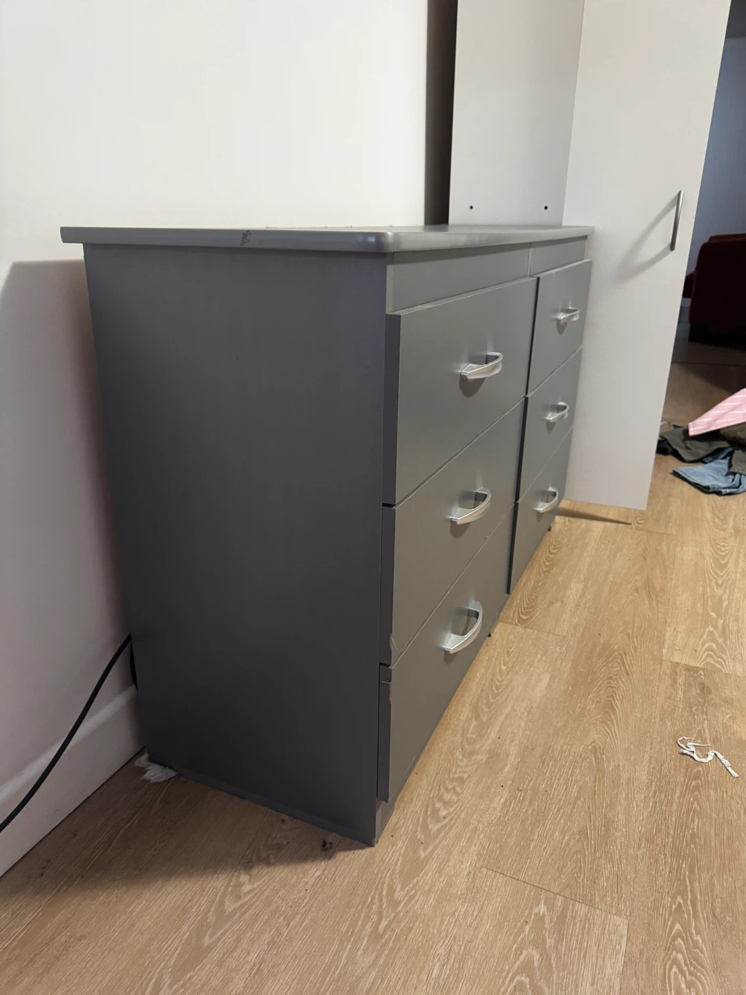 Grey 6-Drawer Dresser - photo 4