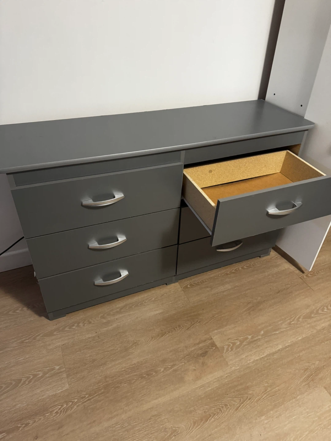 Grey 6-Drawer Dresser - photo 3