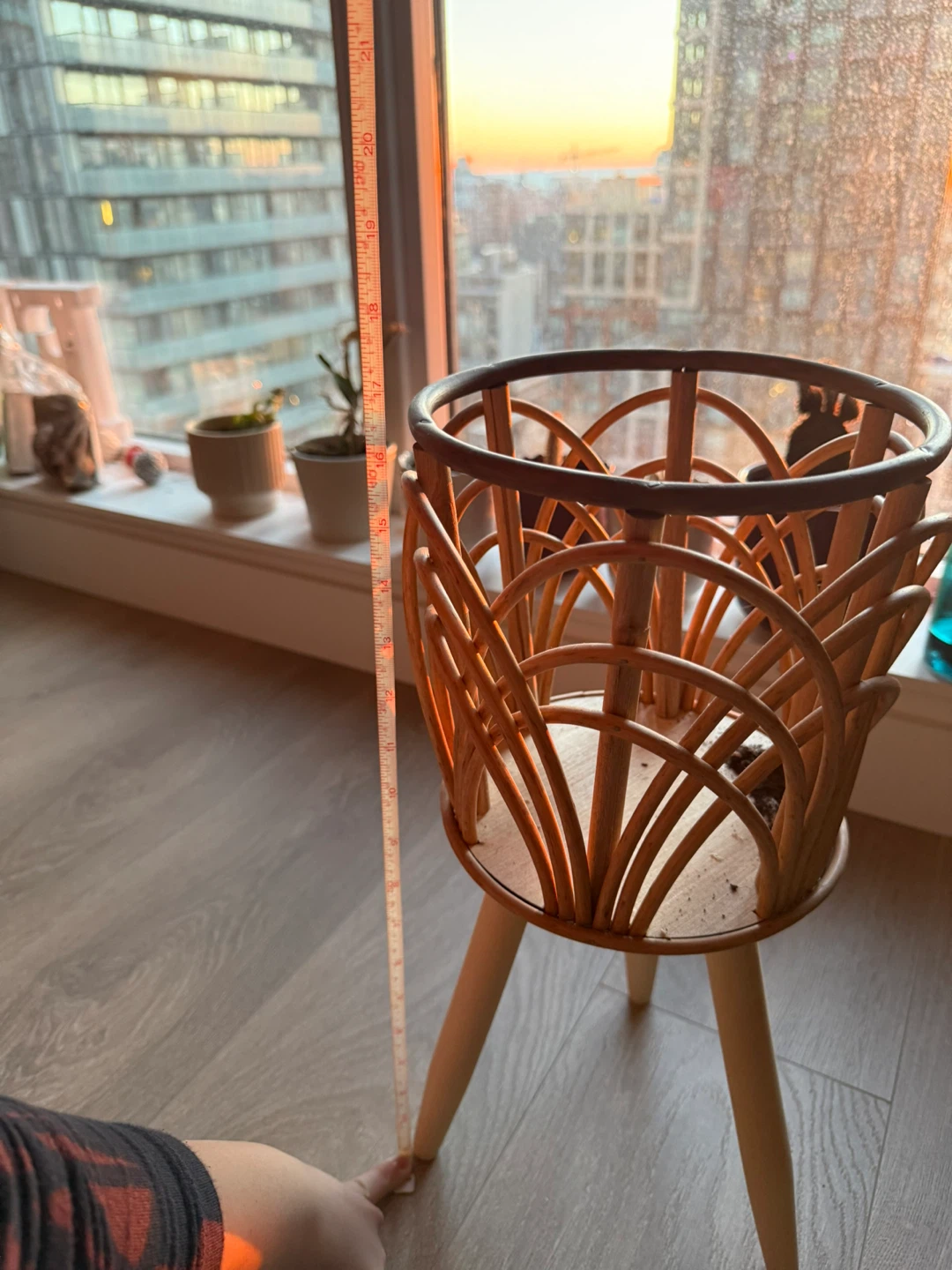 Rattan Plant Stand with Wooden Legs / Wicker Plant Stand - photo 2