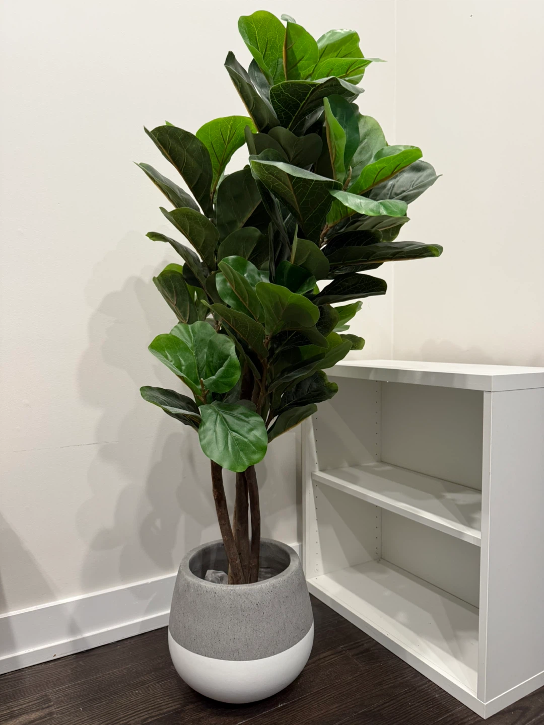 Artiplanto Brand - 2 artificial trees + 2 bases + white rocks