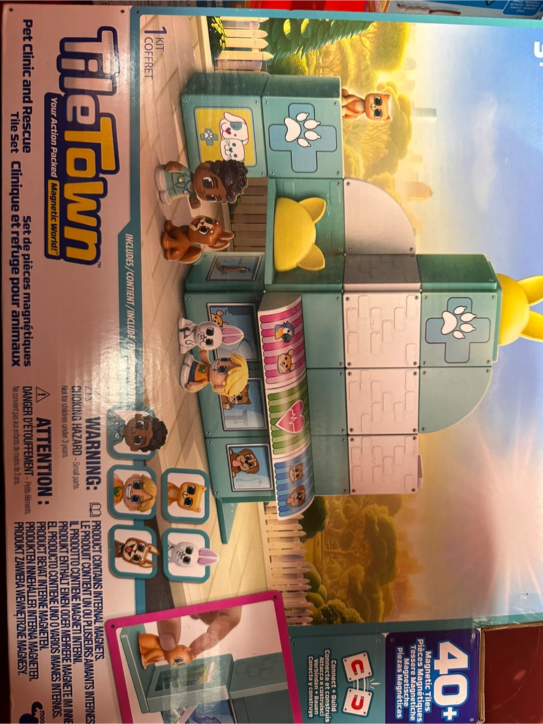 TileTown Magnetic World Pet Clinic and Rescue Tile Set