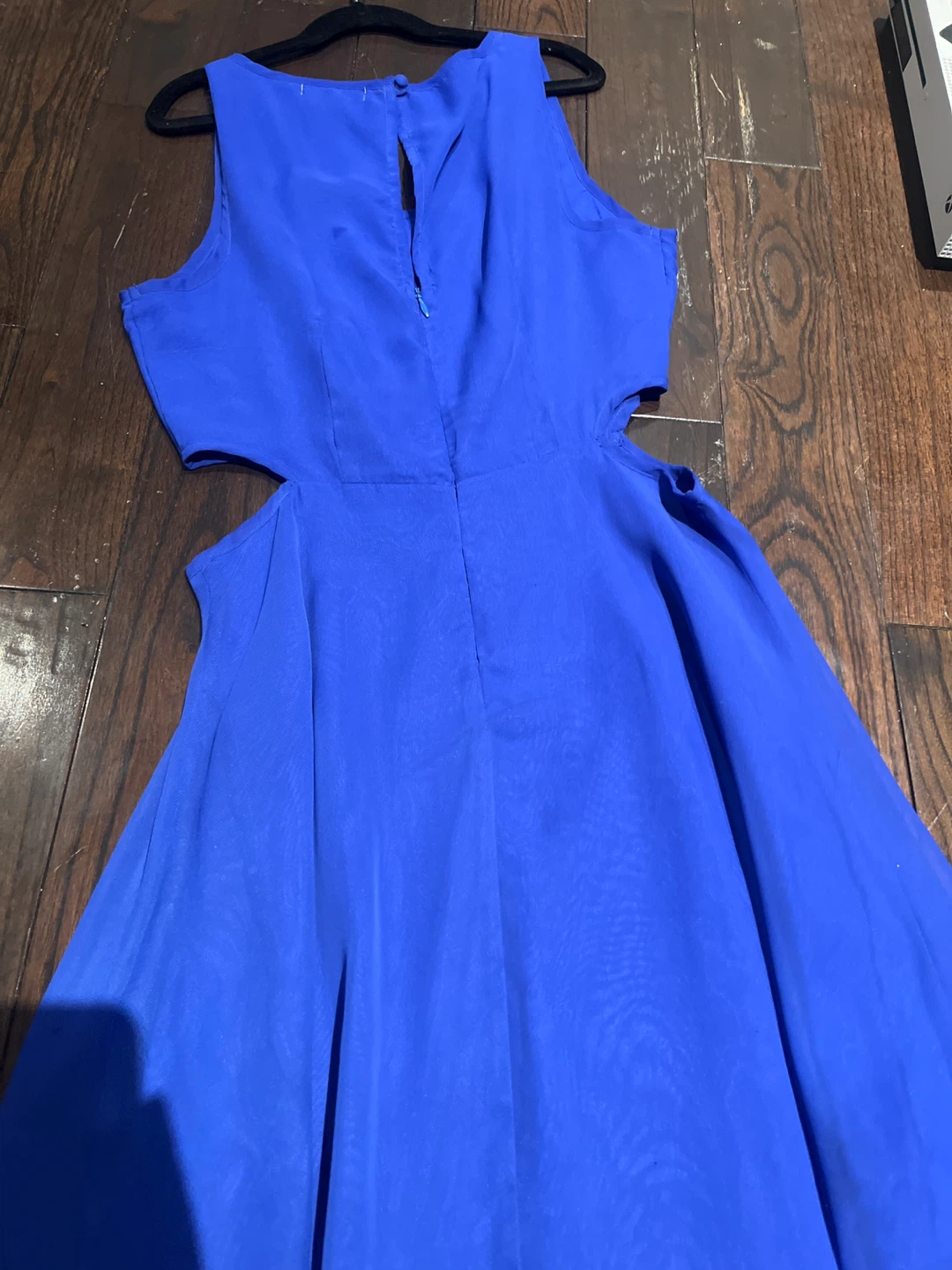 Charlotte Russe Blue Cutout Dress Size M - photo 3