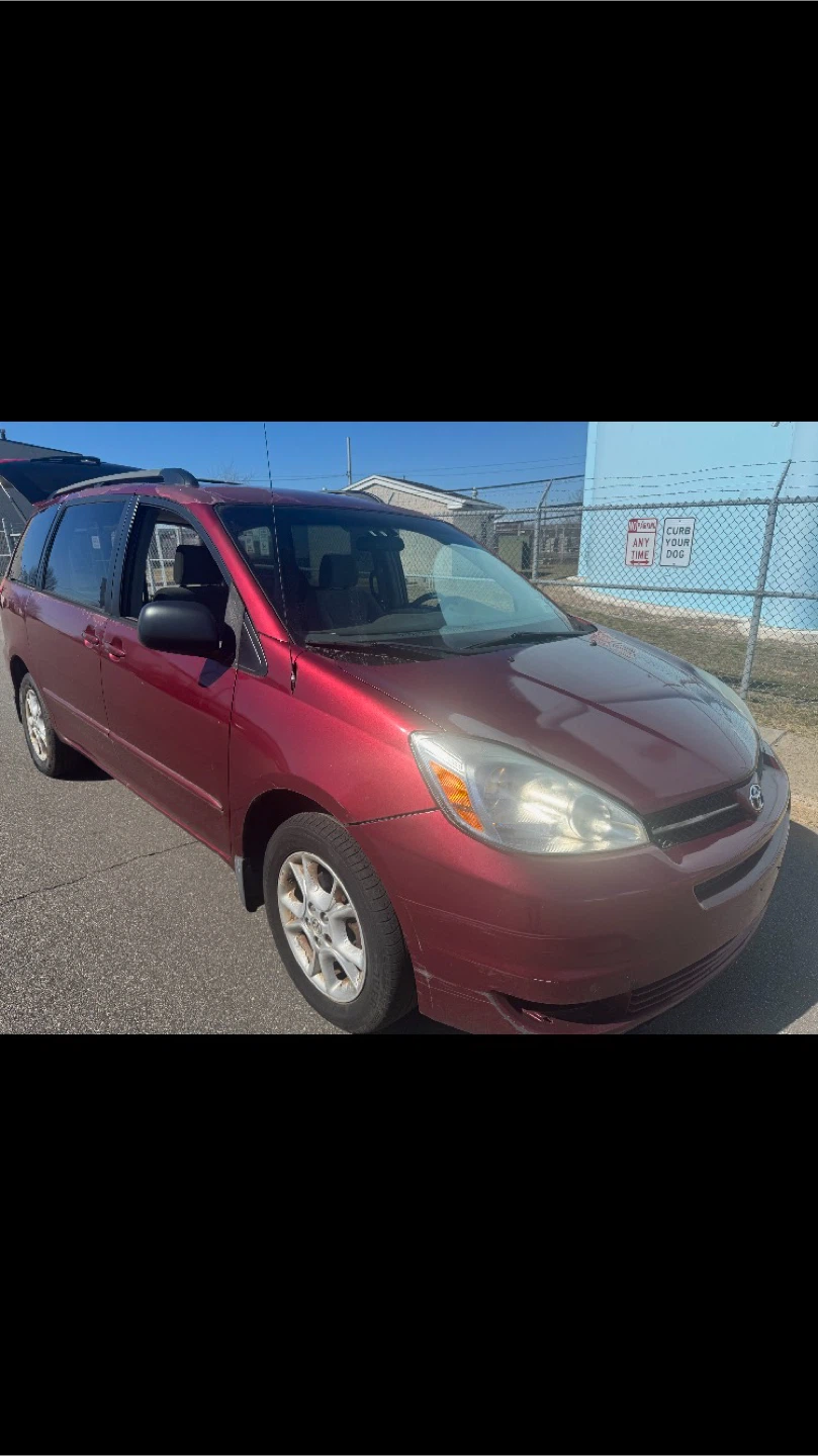 2004 Red Toyota Sienna Minivan