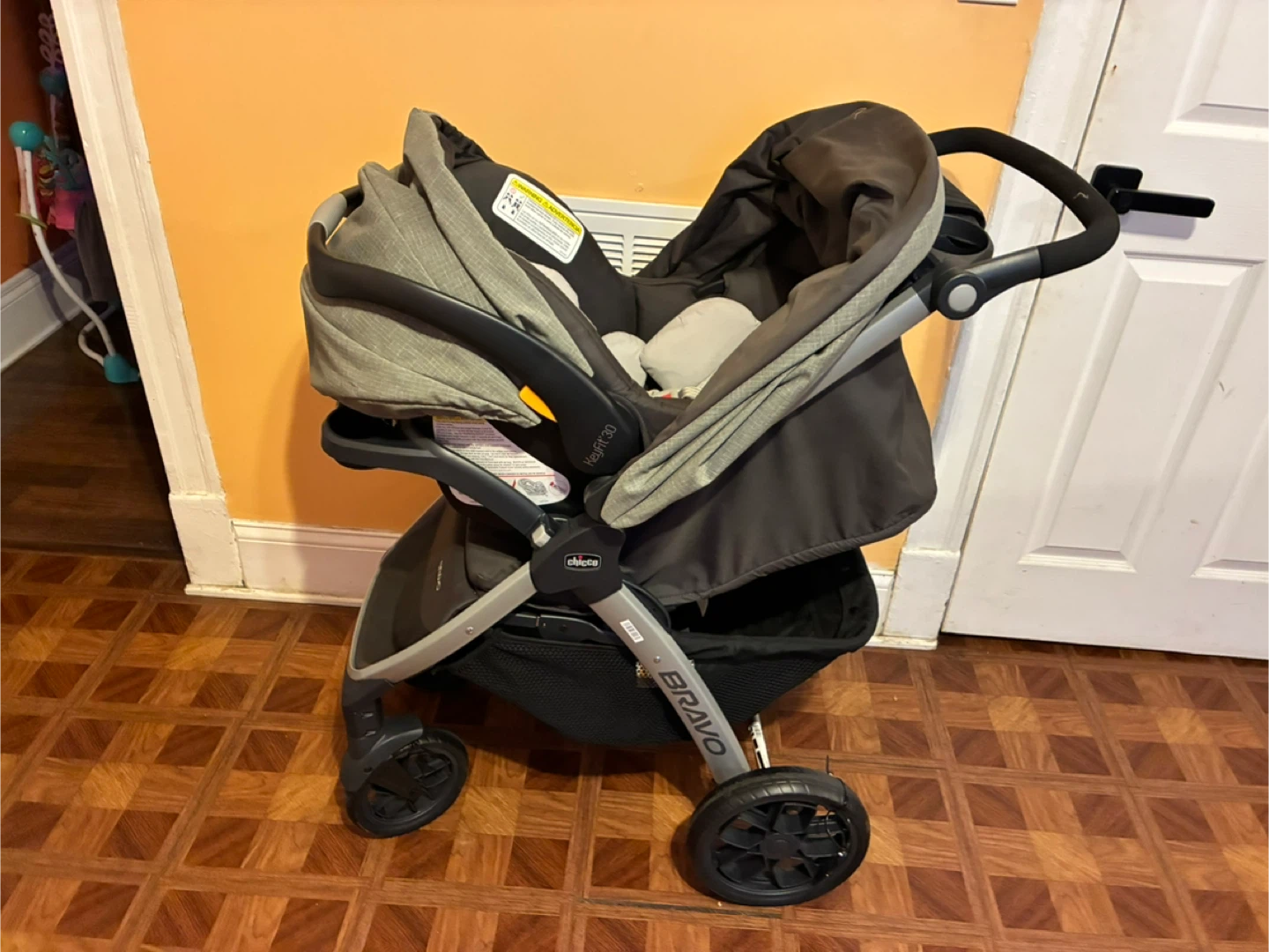 Chicco Bravo Stroller with KeyFit Infant Car Seat - photo 3
