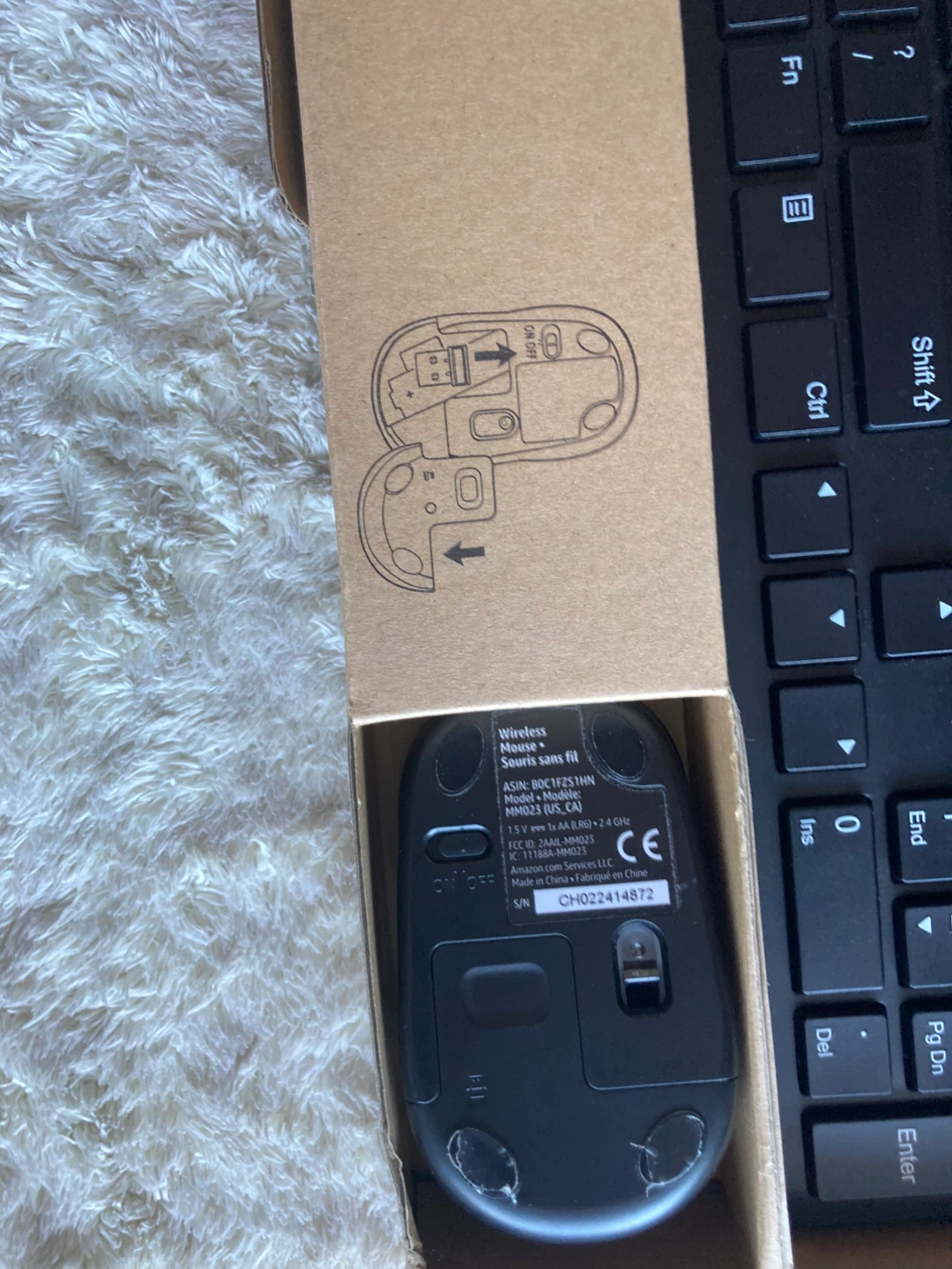 Amazon Basics Full-Size Wireless Keyboard & Mouse Combo - photo 3