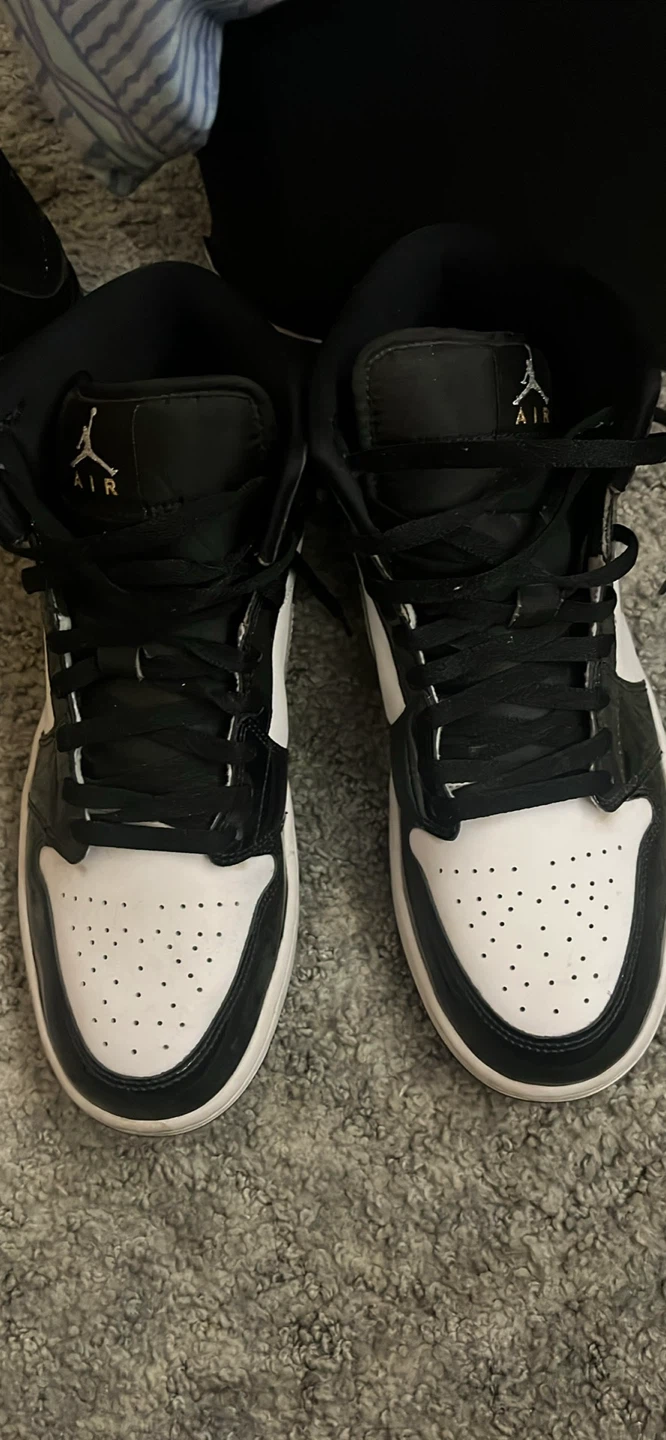 Air Jordan 1 Mid SE 'Black White' Shoes US 10.5 - photo 2