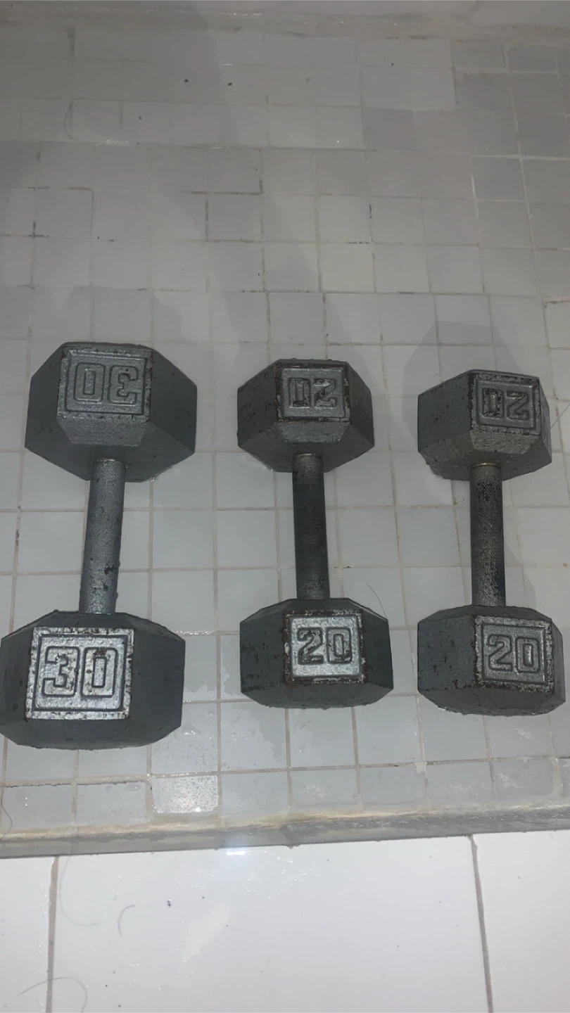 Set of 4 Hex Dumbbells - 20lb and 30lb pairs