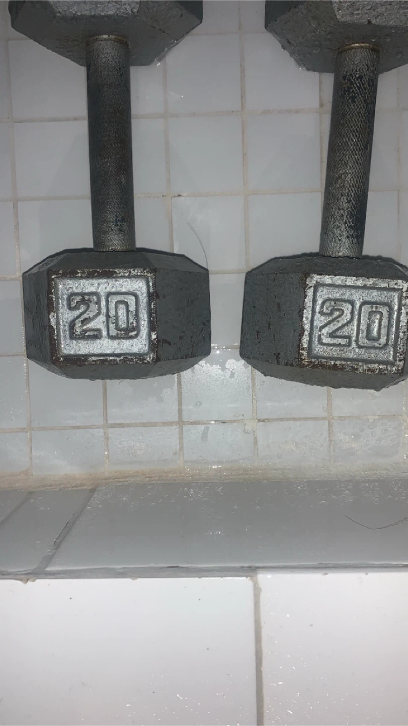 Set of 4 Hex Dumbbells - 20lb and 30lb pairs - photo 4
