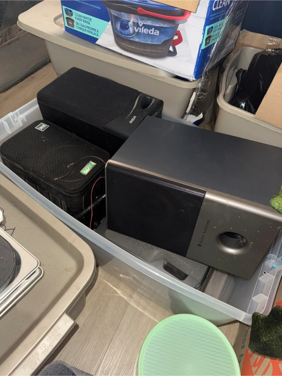 Speakers and stereo - photo 3