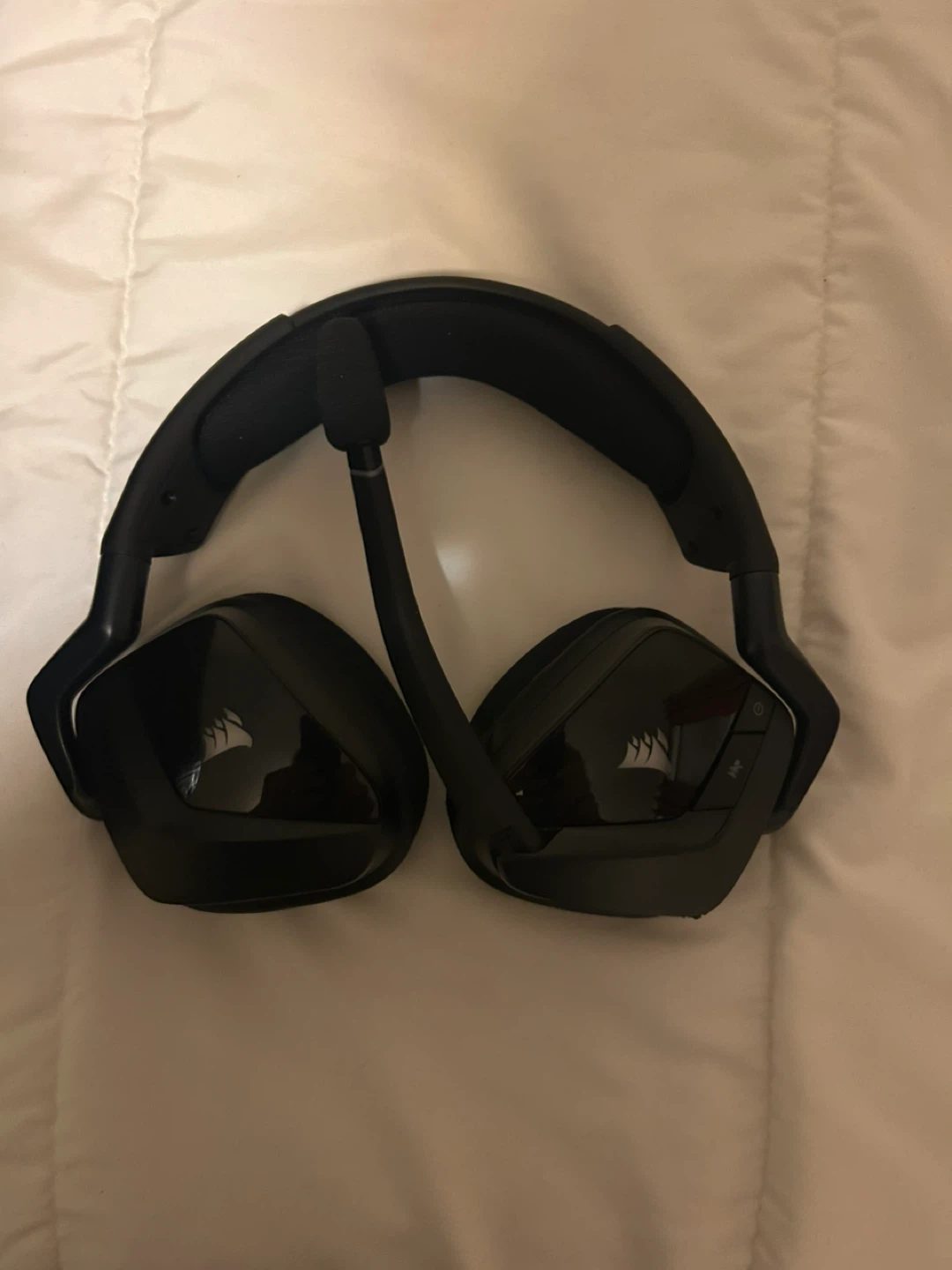 Corsair VOID RGB ELITE Wireless Gaming Headset - photo 2