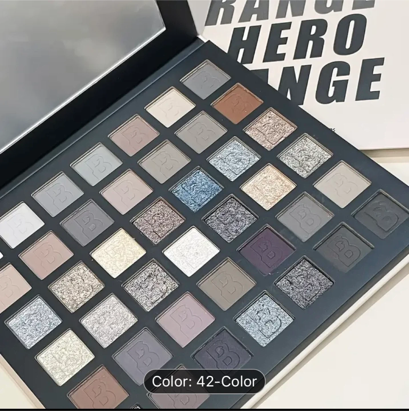 (NEW) Smoky 42-Color Eyeshadow Palette - photo 2