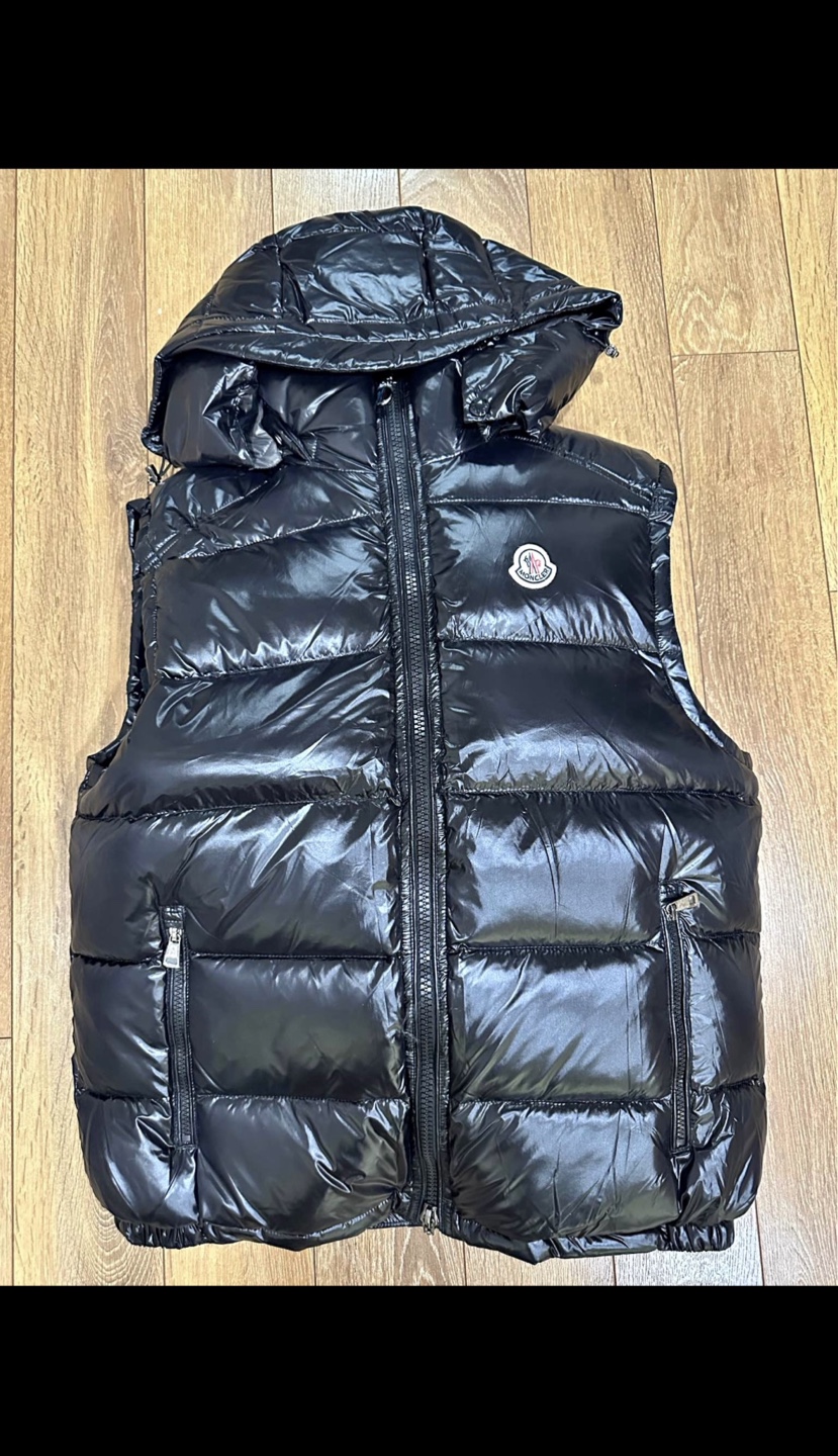 Moncler Black Puffer Vest with Hood - photo 2