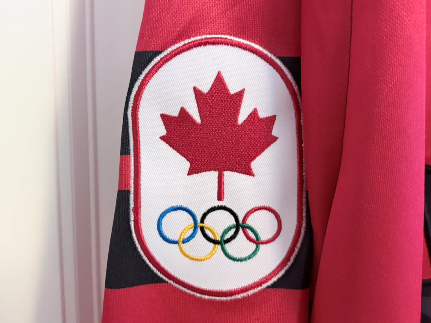 BNWT Authentic Bauer 2026 Olympics Hockey Team Canada Red Jersey - photo 3